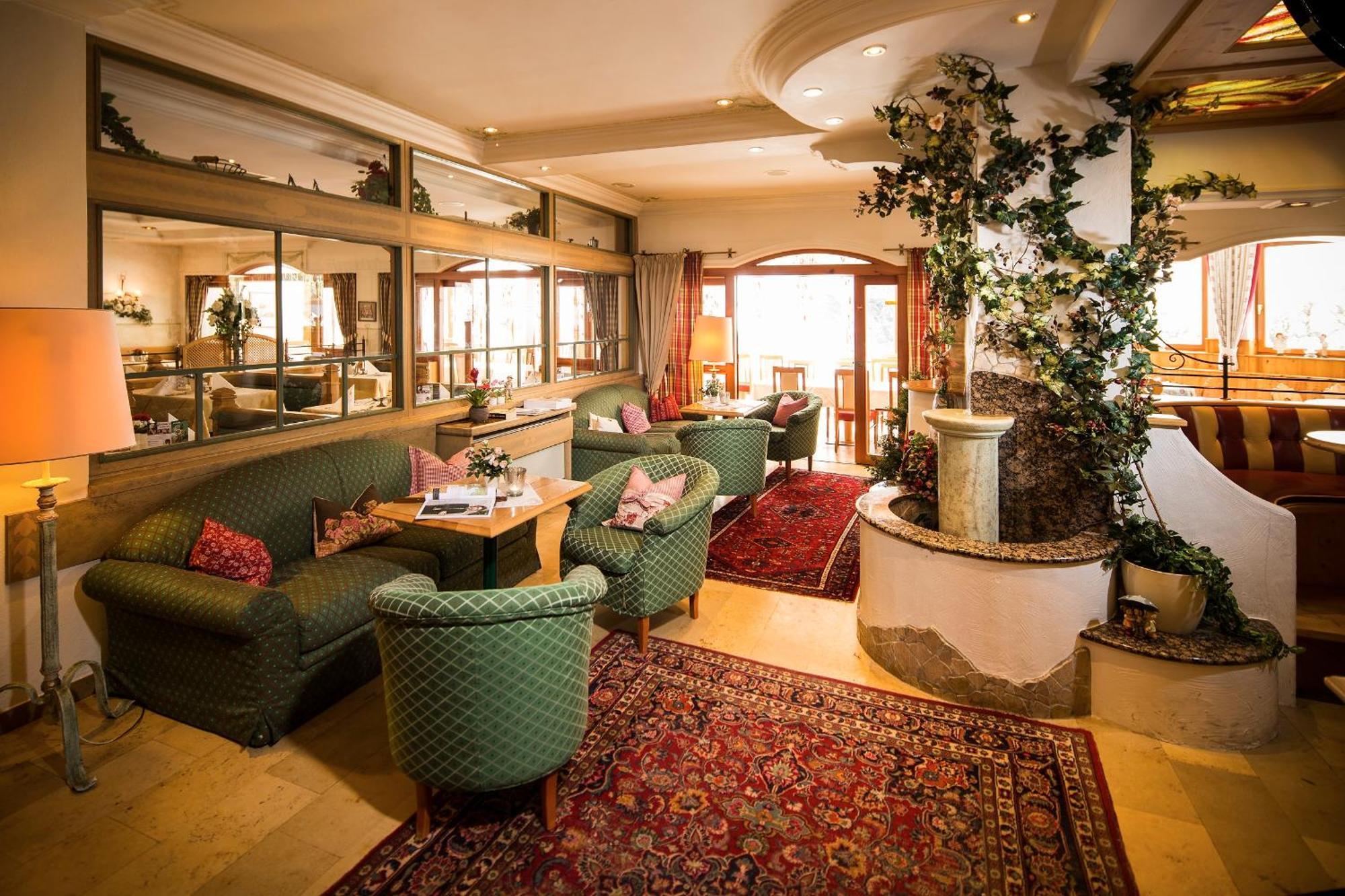 Vital - Und Wellnesshotel Hanneshof Filzmoos Bagian luar foto
